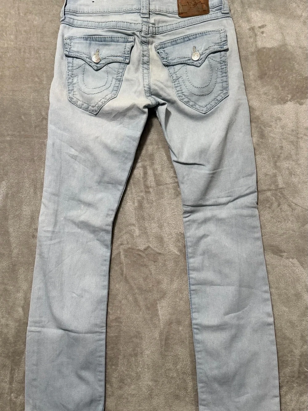 True Religion Ricky Relaxed Straight Distressed Light Wash Ripped Jeans Size 30
